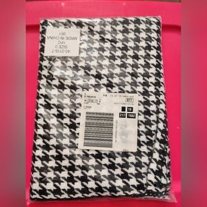 Black and White Scarf